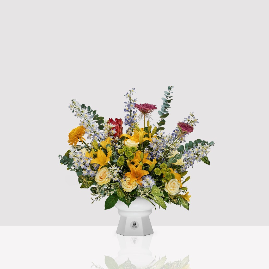 Luxe Lily Horizon