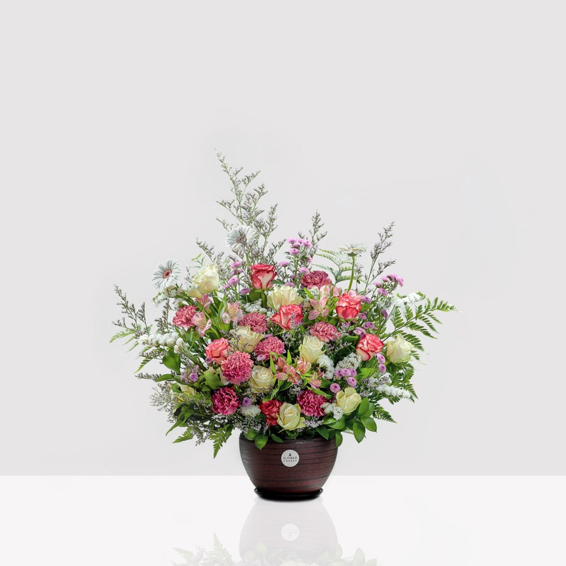 Rose and Carnation Splendor