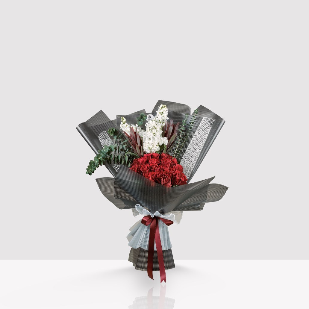 Romantic Allure Bouquet