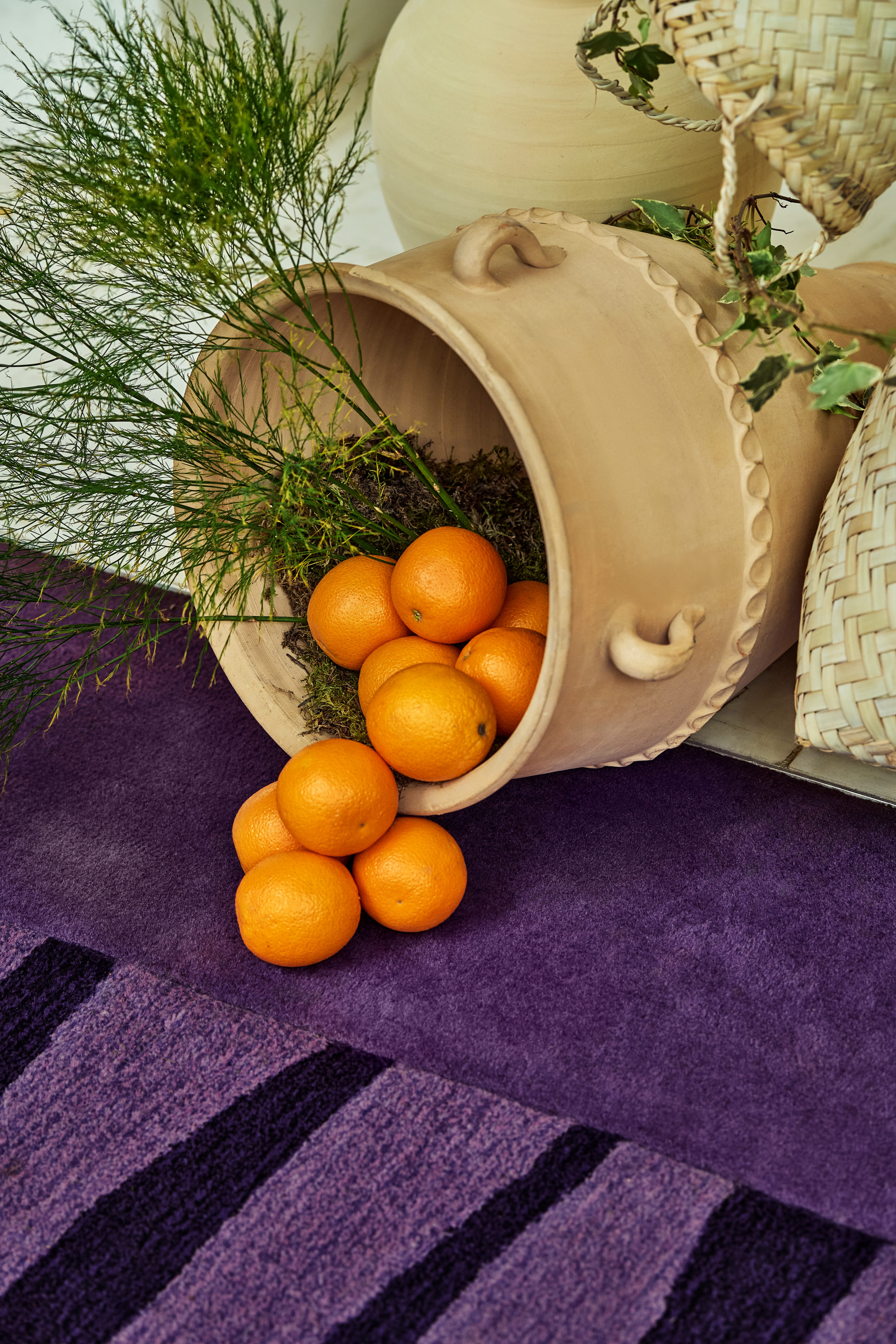 Red drapery, grapes, citrus and floral installations at a Dubai gala event, by Flower Corner — photo 114