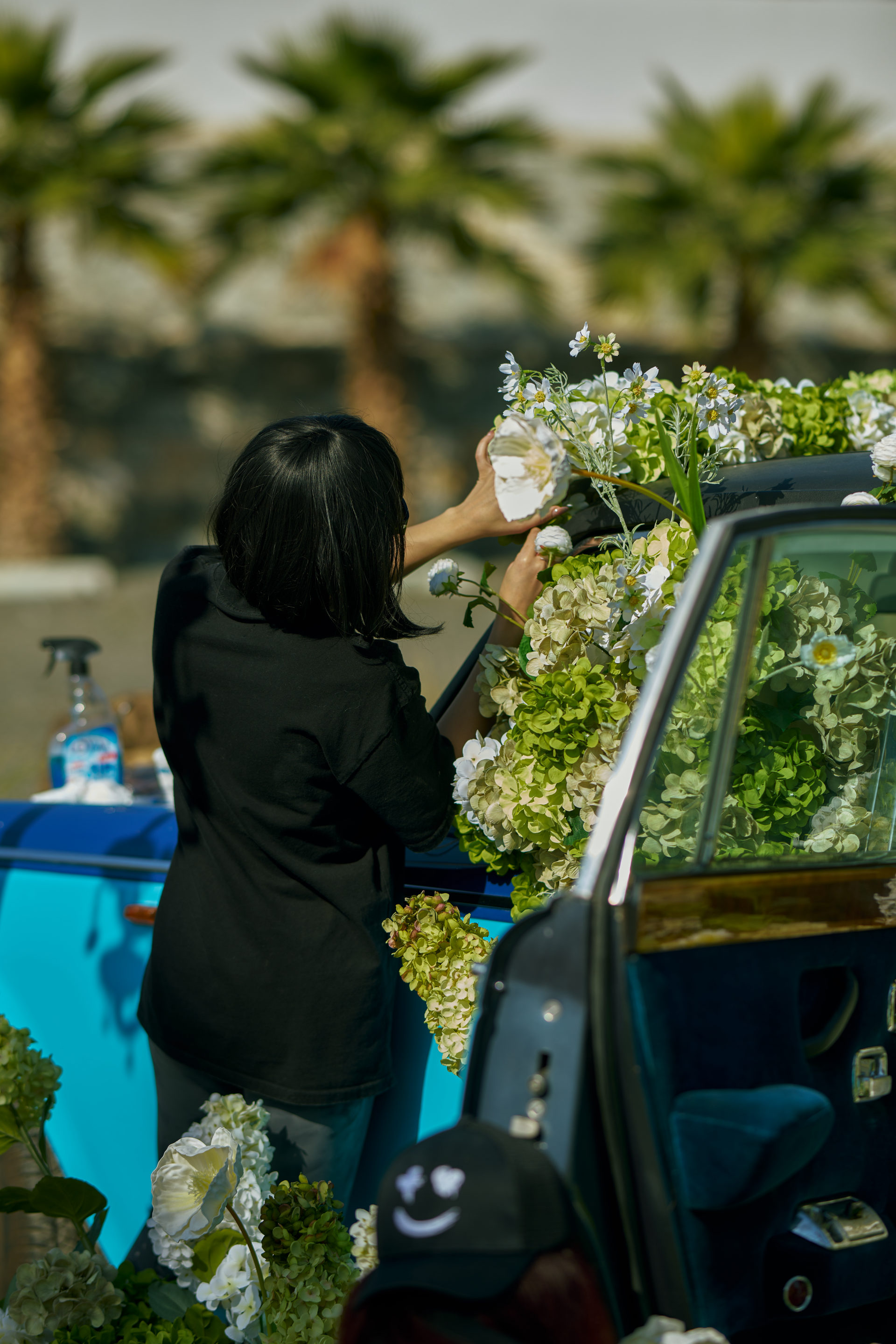 Flower Corner decorated classic wedding car — DSC_0055