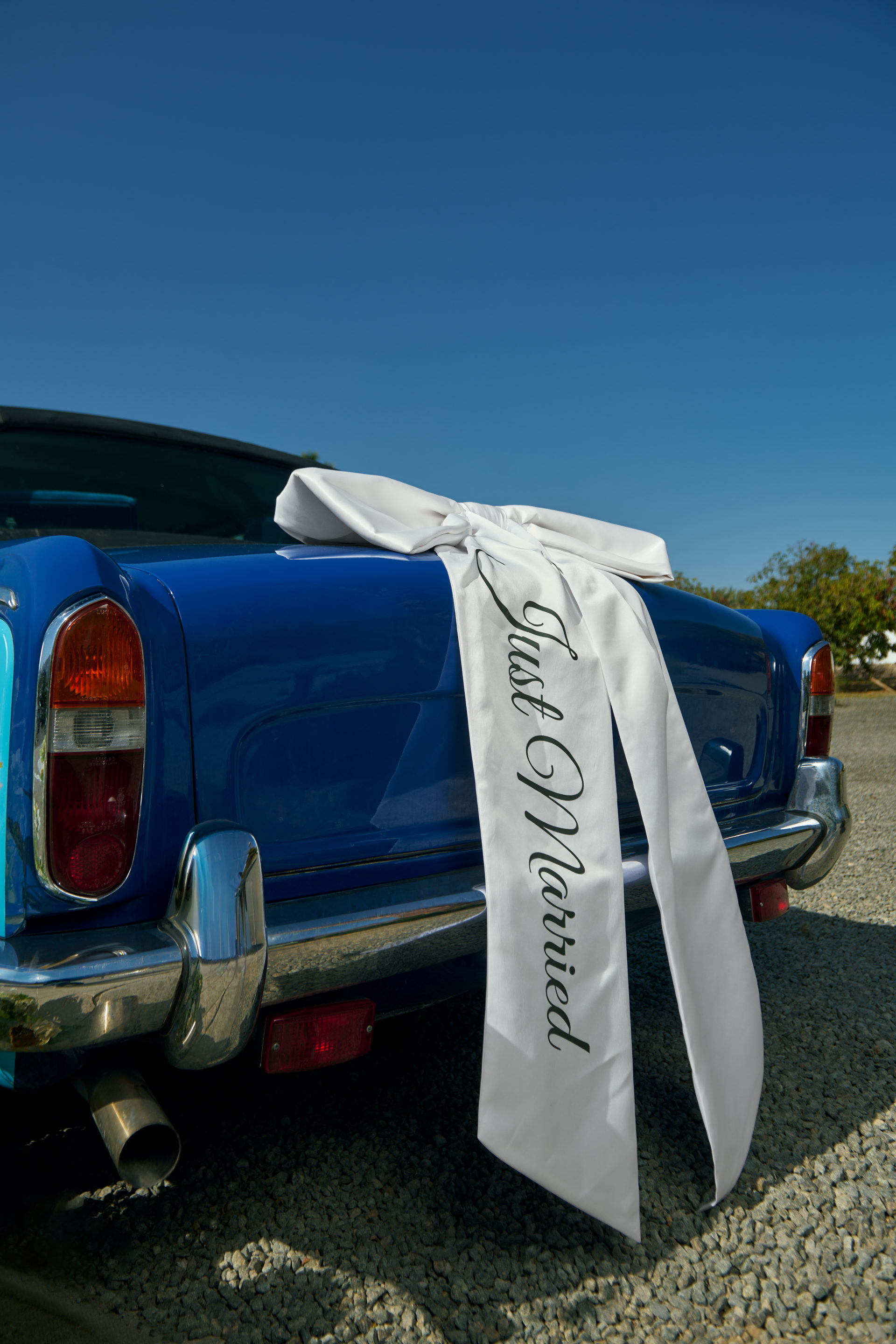Flower Corner decorated classic wedding car — DSC_0159