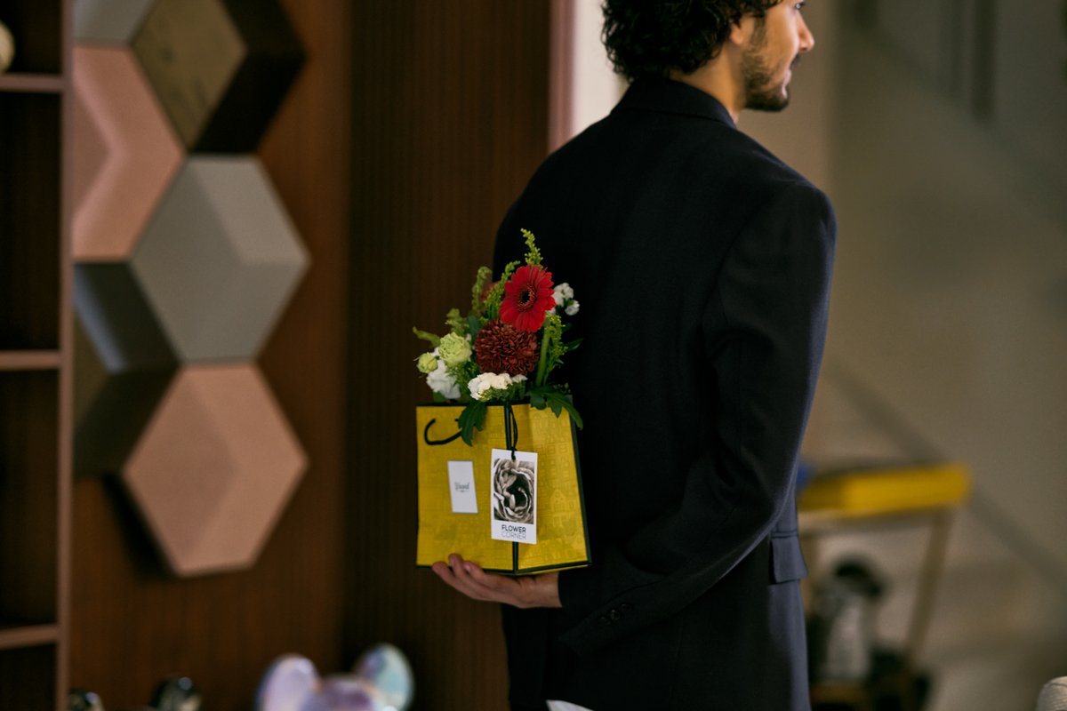 Gold Event Flower Stand