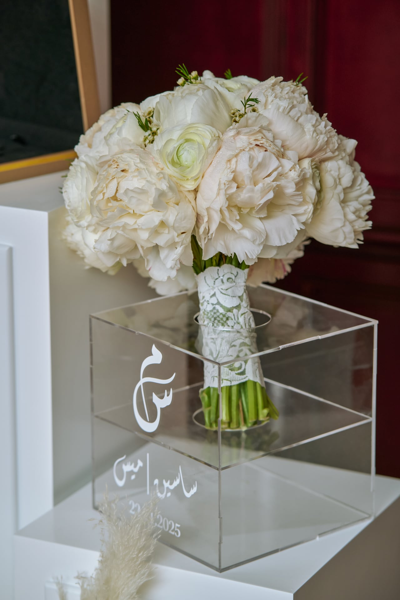 Acrylic presentation box