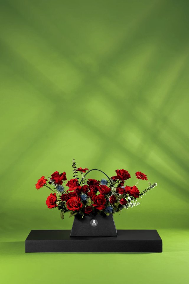 Crimson garden bowl