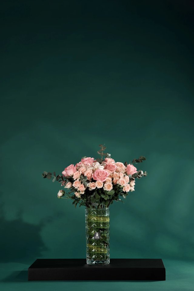 Pink rose glass arrangement